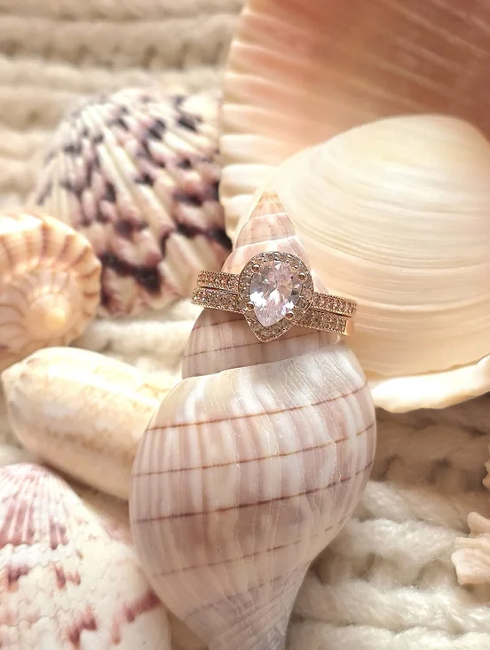 💎NEW💎 ROSE GOLD SIMULATED DIAMOND HALO RING SET - Picture 6 of 11